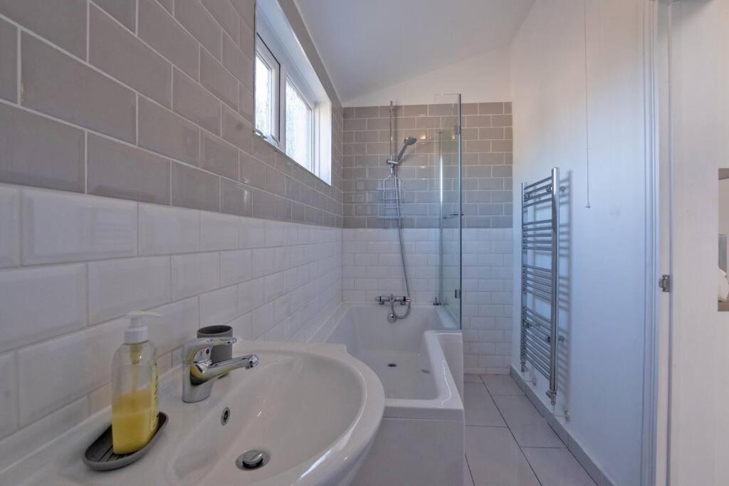 Starfish Apartment Porthcawl Ngoại thất bức ảnh